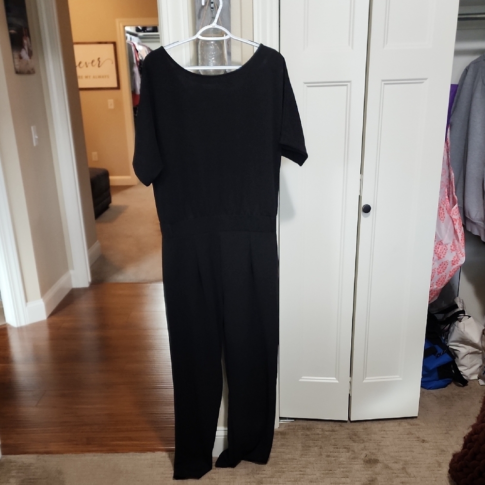 SHEIN Black Jumpsuit with Relaxed Fit and Short Sleeves